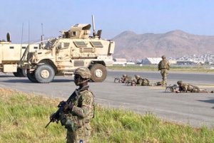 Biden: Troops will stay in Afghanistan to evacuate Americans