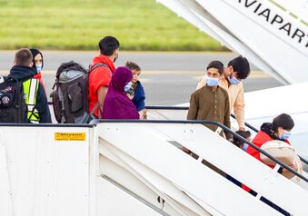 Afghanistan evacuation flights resume after blasts killing at least 13 US troops and 95 Afghans