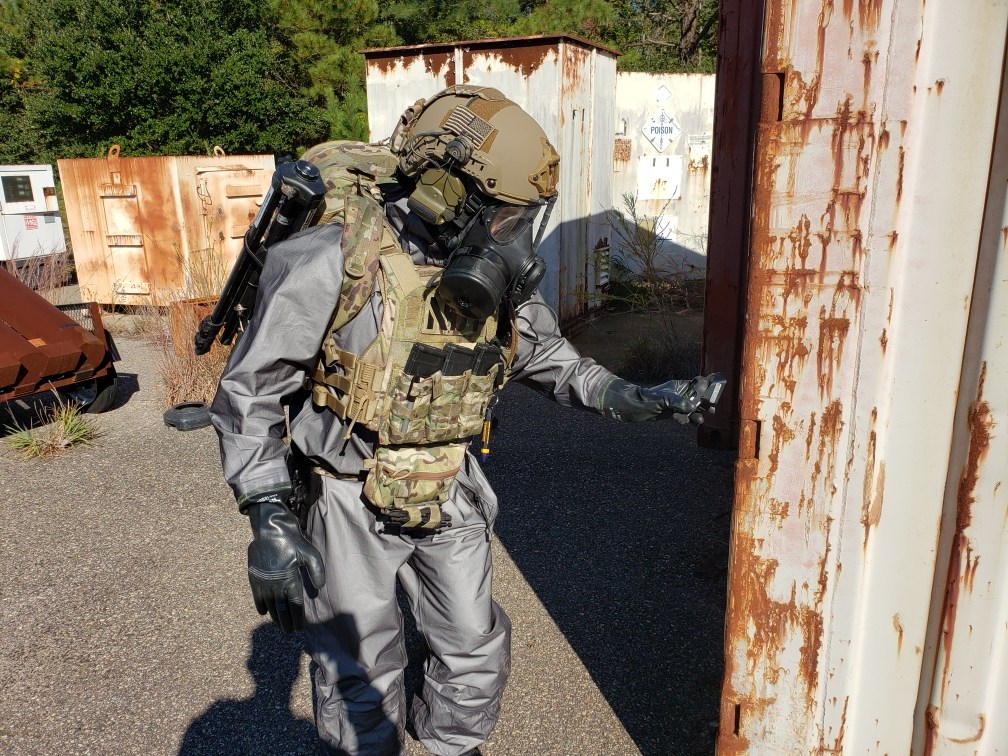 Soldiers build nuke-detecting backpack