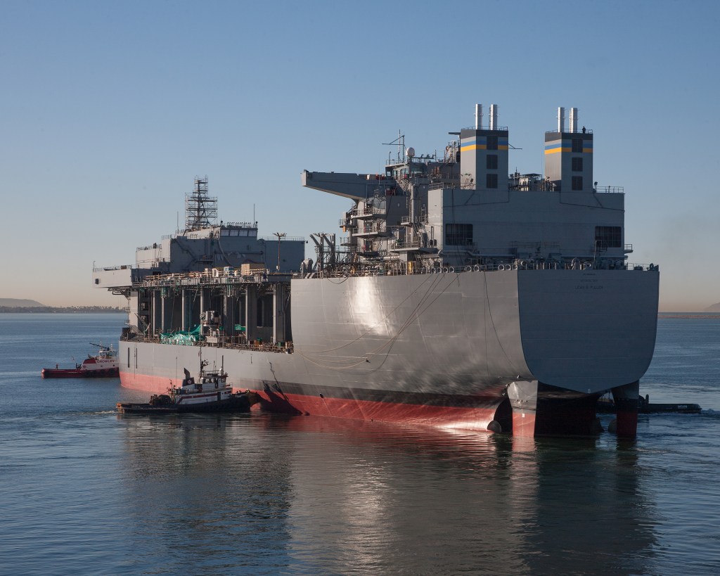 Partial dry-dock collapse floods US Navy ship under construction