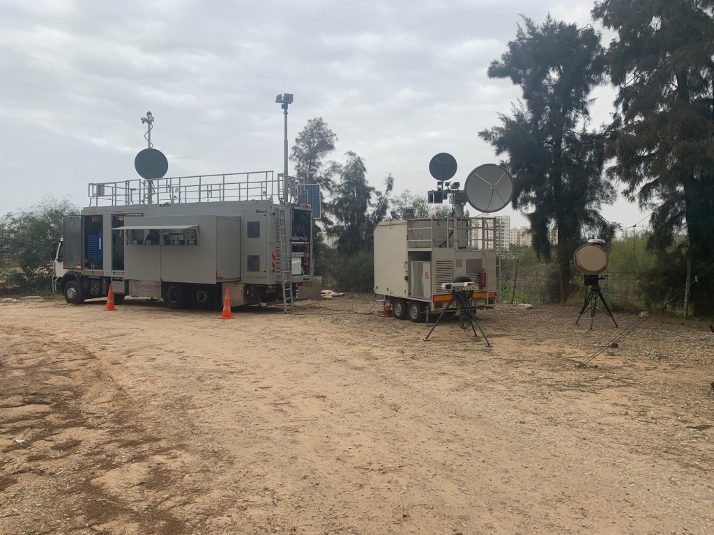 Elbit wins $76 million deal for electronic warfare training
