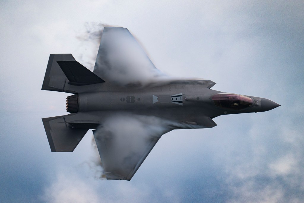 Former Air Force chiefs sound alarm about planned F-35, E-7 cuts