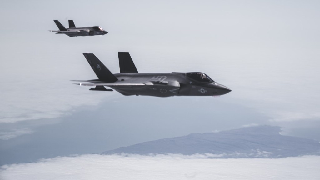 Marine F-35Cs fly from California to Australia, in 1st for US military