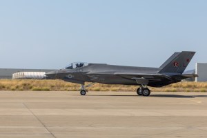 Marines hit operational status with second carrier-capable F35-C unit
