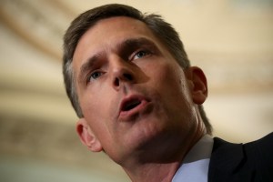 Key lawmakers want to help small companies get Pentagon contracts. Here’s how.