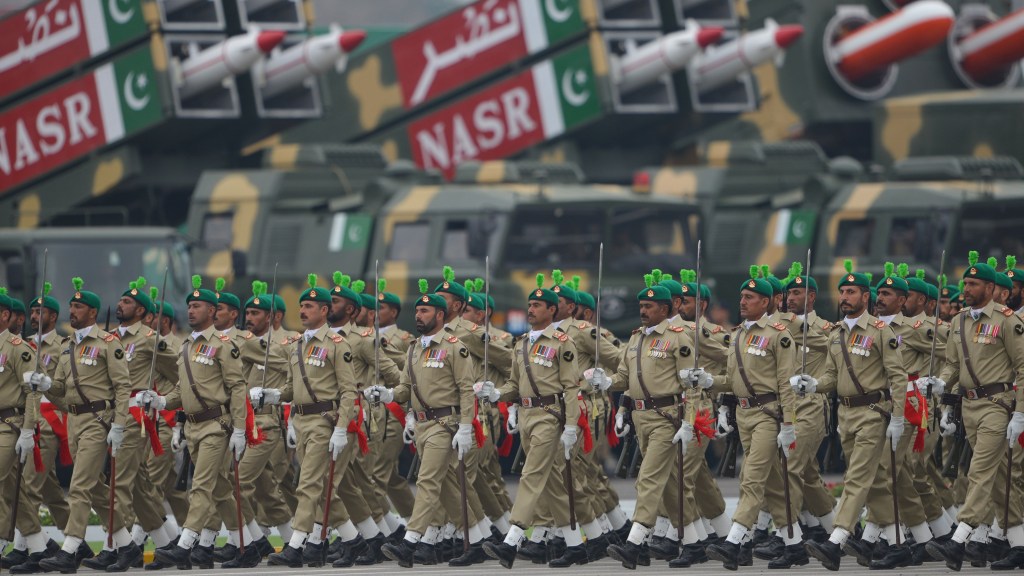 Pakistan sends subtle messages to India, US with military parade