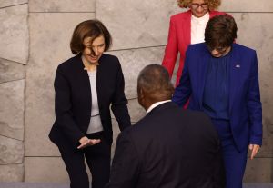 US, European officials pursue increased defense cooperation