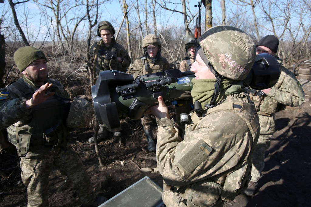UK defense chief flags iffy weapon stocks for Ukraine war