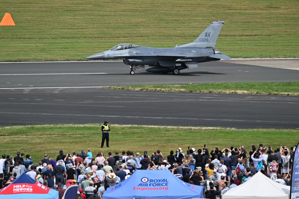 Wars shift focus from jets to weapons at giant Farnborough Airshow