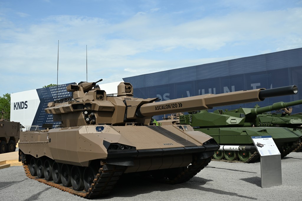 Tank maker KNDS delays stock listing, citing defense-market volatility