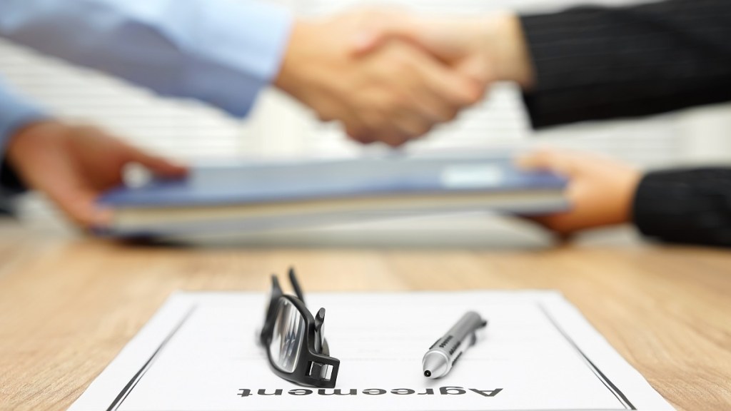 Interest groups pressure White House and Congress to allow federal contractors to telework