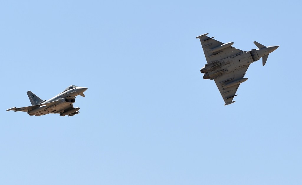 Britain lifts ban on Saudi weapons exports