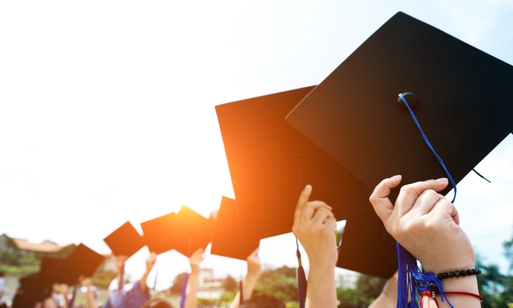 Here’s what you need to know about the new Navy tuition assistance rules