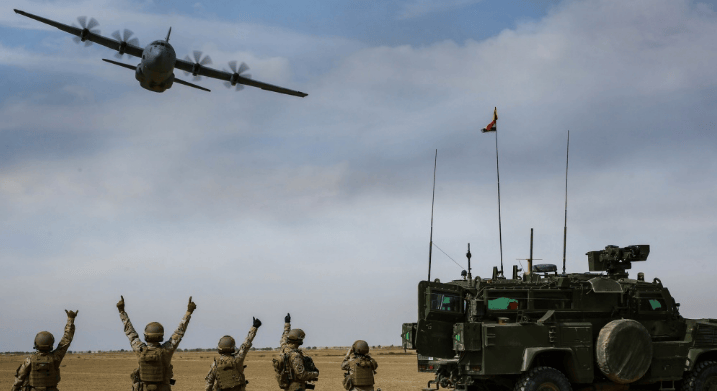 US, coalition want to shrink role in Iraq, but ISIS fighters linger in the desert