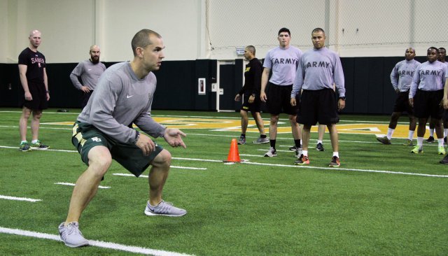 Commentary: Units should tap sports trainers for fitness assist