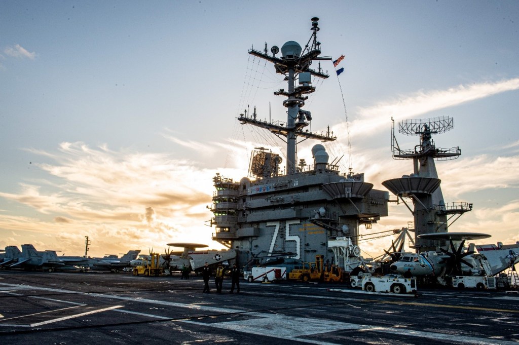 Is carrier Wi-Fi distracting sailors? Jet mishap probe raises concerns