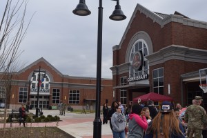 DoD scraps plan to privatize commissaries