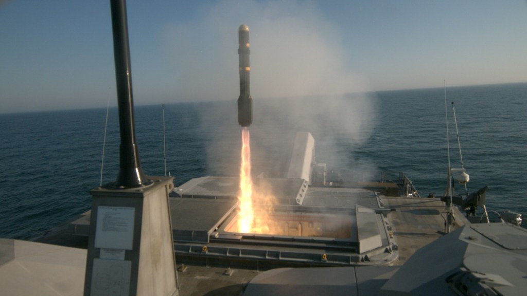 LCS Milwaukee fires Longbow missiles in mission module test