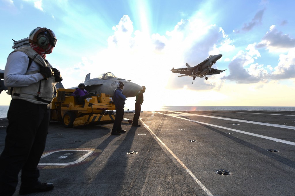 Report: Navy jet swaps endangered readiness, pilot retention