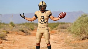 West Point historians inform the Army-Navy game uniform selection