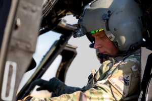 Army offers bonuses topping $200K to keep aviation warrant officers in uniform