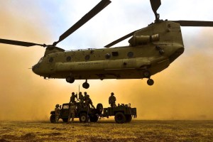 Army evaluating future of heavy-lift helicopters