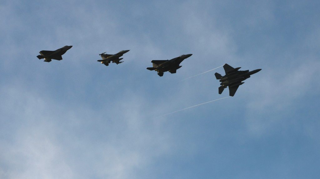 ViaSat to provide tech for Air Force, Navy jets