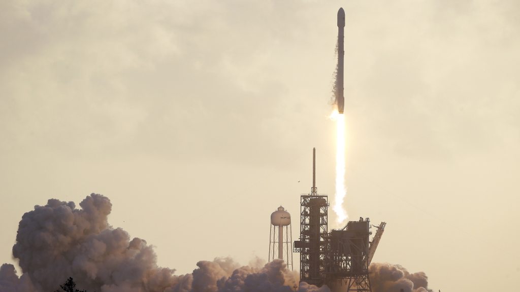 SpaceX launches top-secret spy satellite for US government