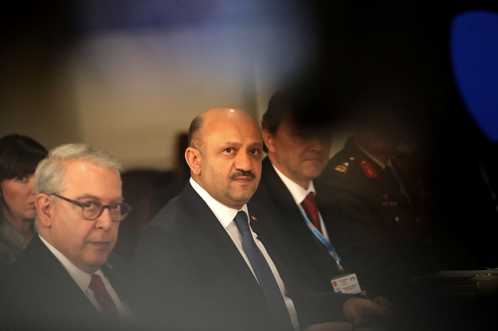 Turkey, close to S-400 deal, also goes for Eurosam solution