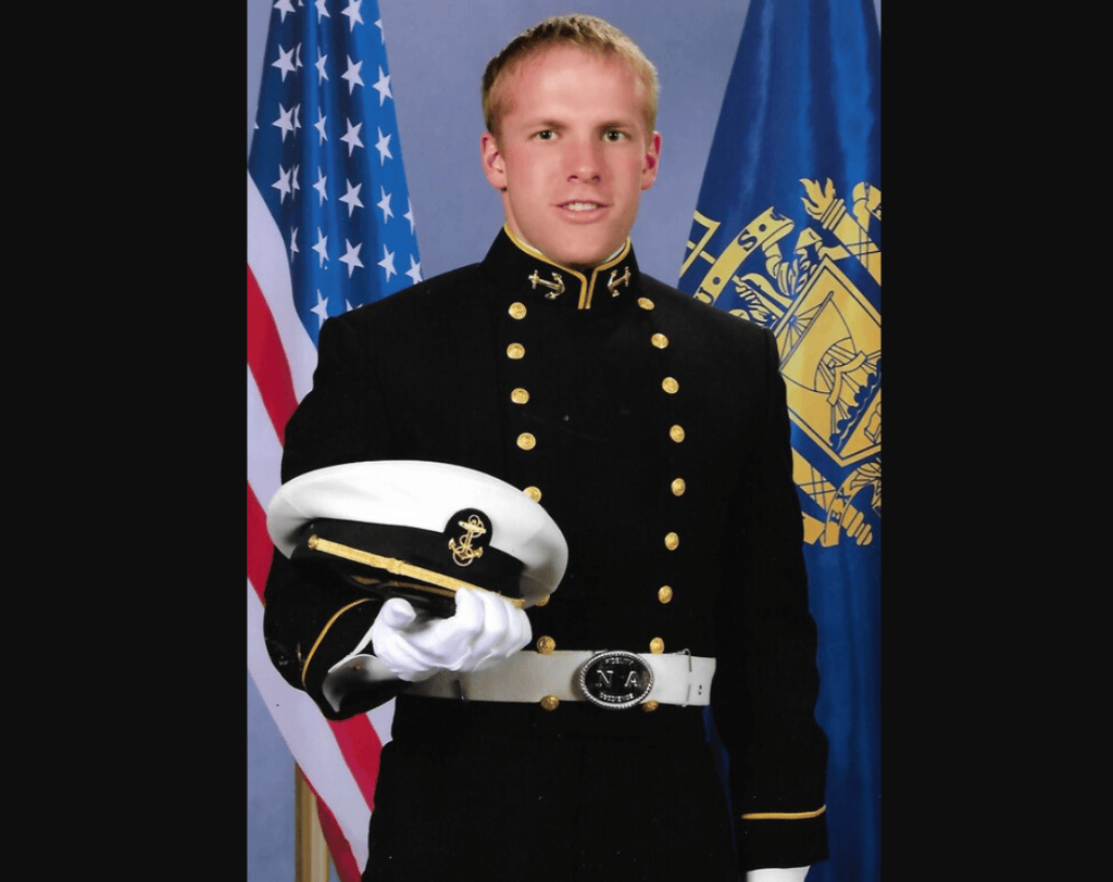 Navy EOD officer dies in training accident