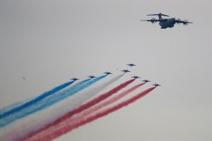 French fighter jets stage flyover over New York harbor for WWI anniversary