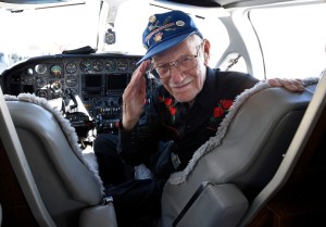 WWII pilot, 101, gets a chance to say goodbye to his ‘godsend’ P-38