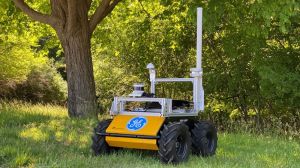 General Electric robot navigates uncharted terrain in US Army demo