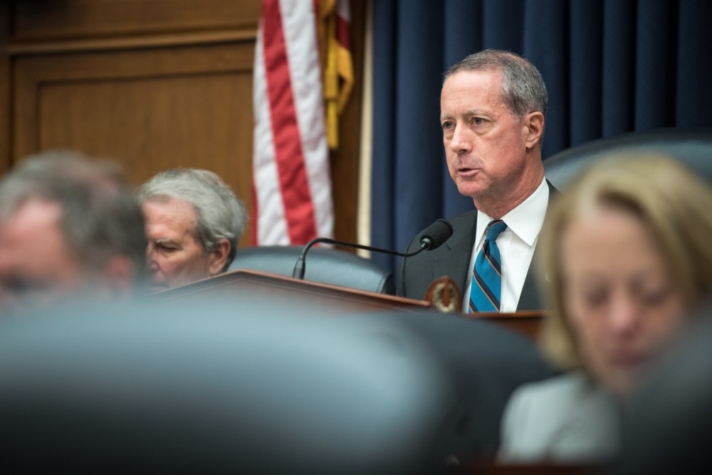 Major bill aims to slash Pentagon bureaucracy