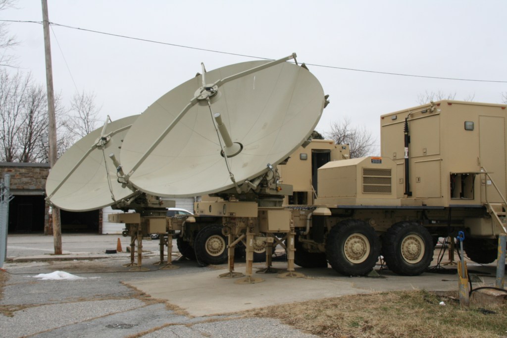 Army taking ‘adapt and buy’ tactic with new network strategy