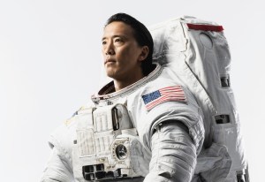 Jonny Kim’s resume already lists Navy SEAL, astronaut, doctor. He’s now returning to active duty.