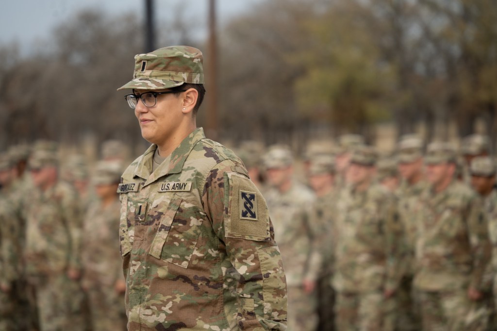 US Army expands unit stability program for junior officers