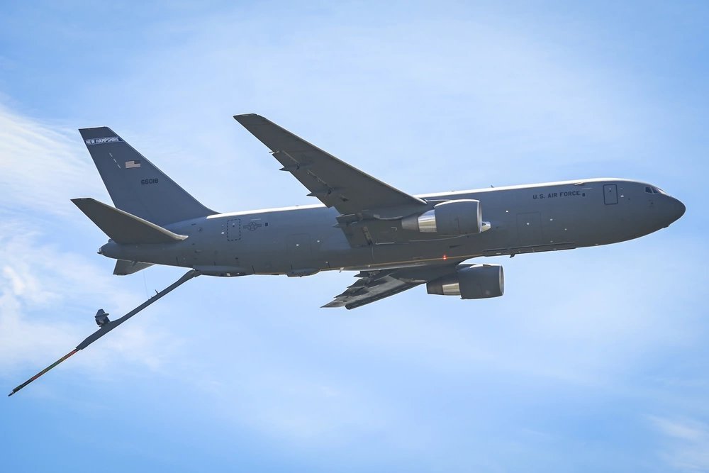 KC-46 forced to land with refueling boom out, stranding Hill staffers