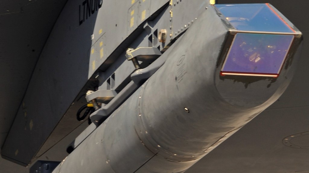 Kuwait orders sniper pods