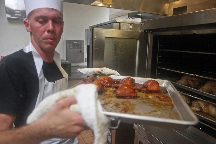 Chow Hall Makeover: Corps pushes healthy food at the School of Infantry