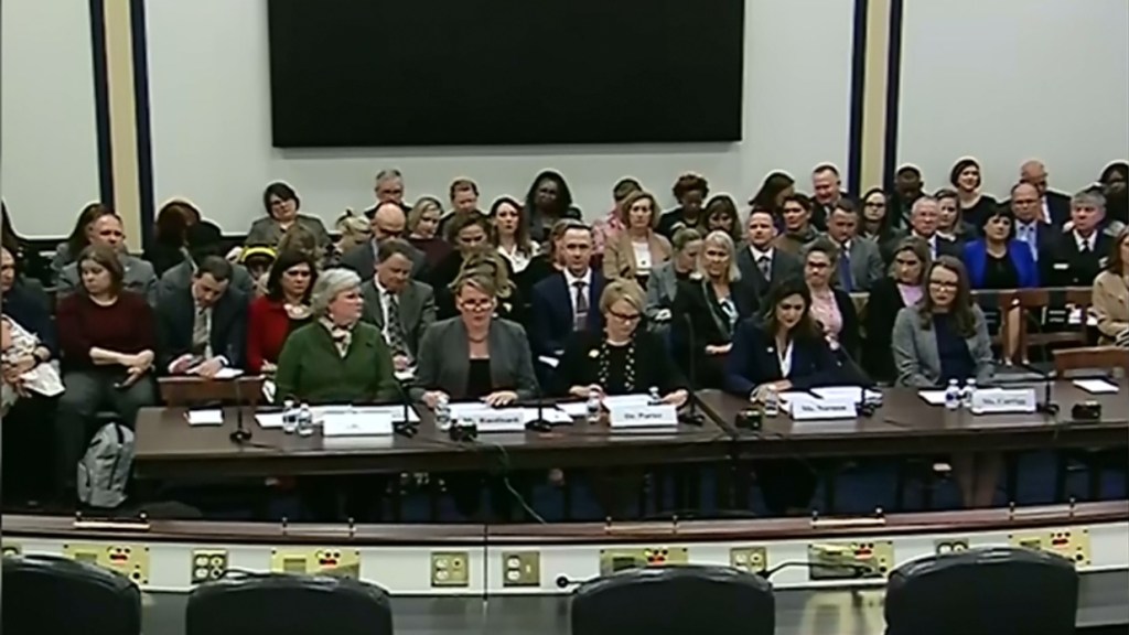 Lawmakers vow to fix DoD special needs program for military families