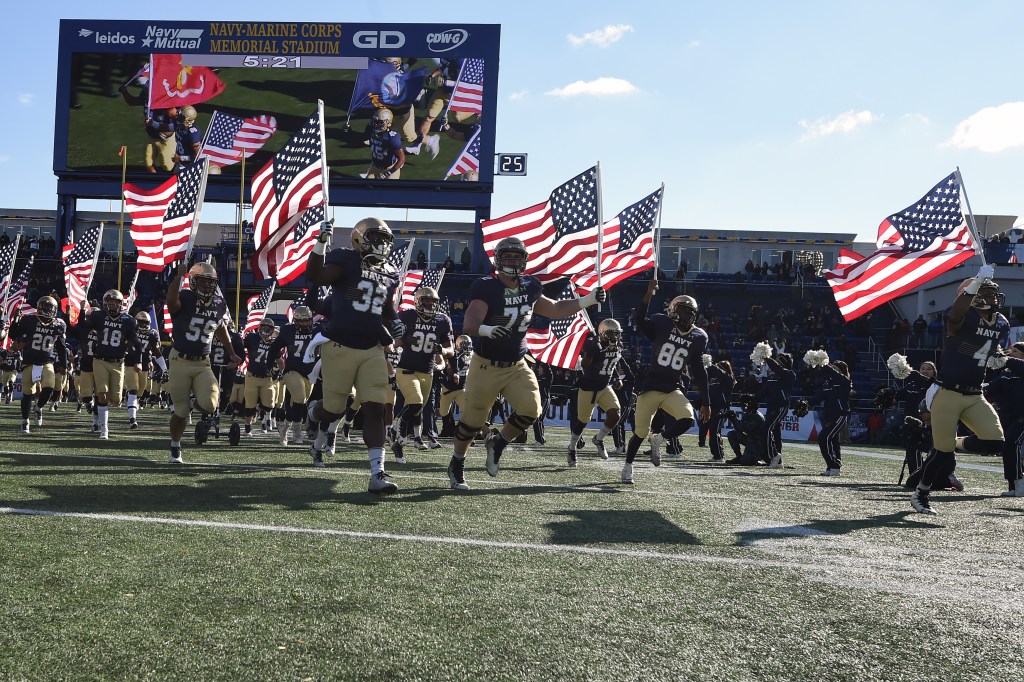Temple cruises past Navy 34-10 to capture AAC championship