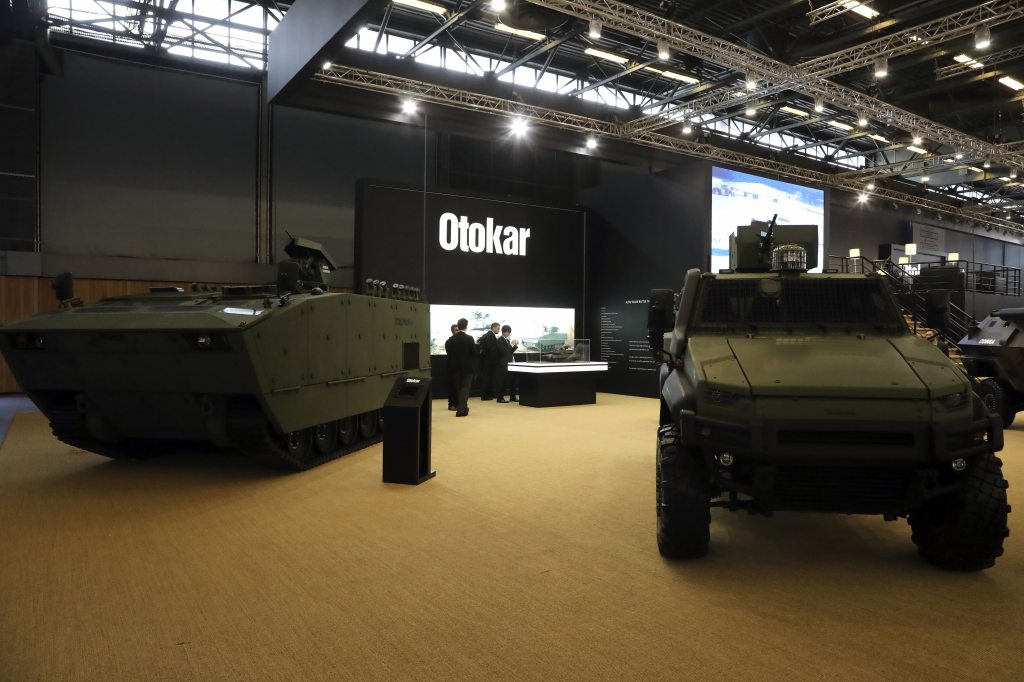 Turkish company Otokar reveals ‘urban operation tank’