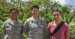 These quick-thinking airmen helped save a woman’s life
