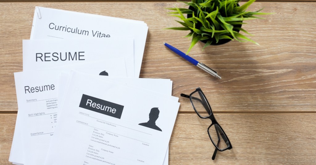 7 resume tips to help you land that next job