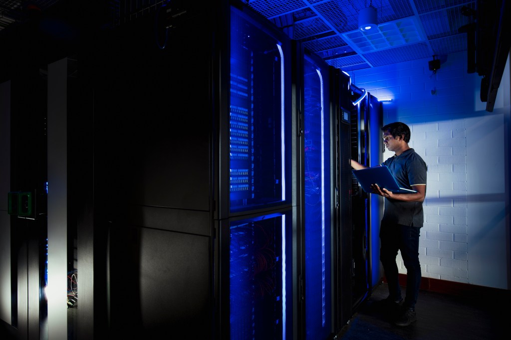Verizon wins $495 million contract for DoD research network