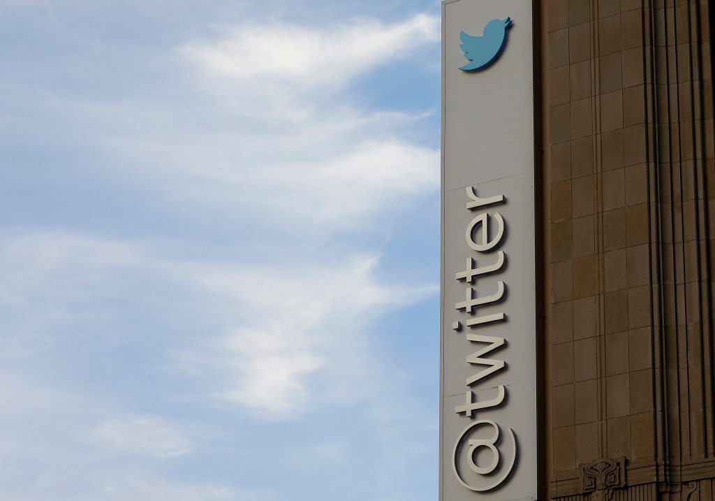 Twitter refuses to out anti-Trump account, DHS backs down