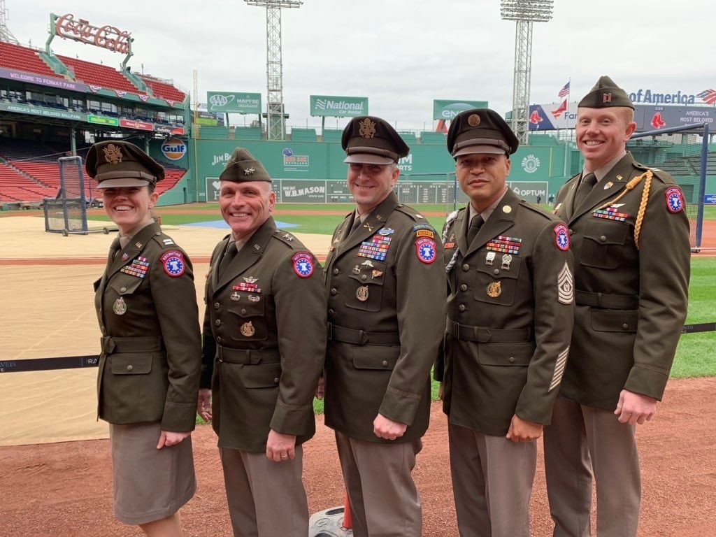 New Army service uniform will be issued to recruits this winter