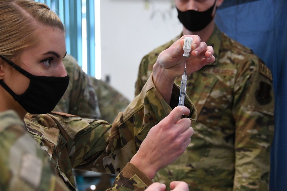 Unvaccinated Guardsmen won’t be able to drill or draw federal pay: SECDEF memo