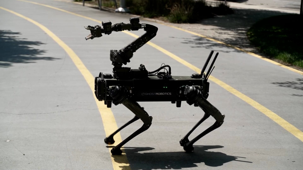 China used US military designs to build robot quadrupeds — and now they’re taking over